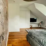 度假居 Renovated Half In The Trierer Heide 特里尔